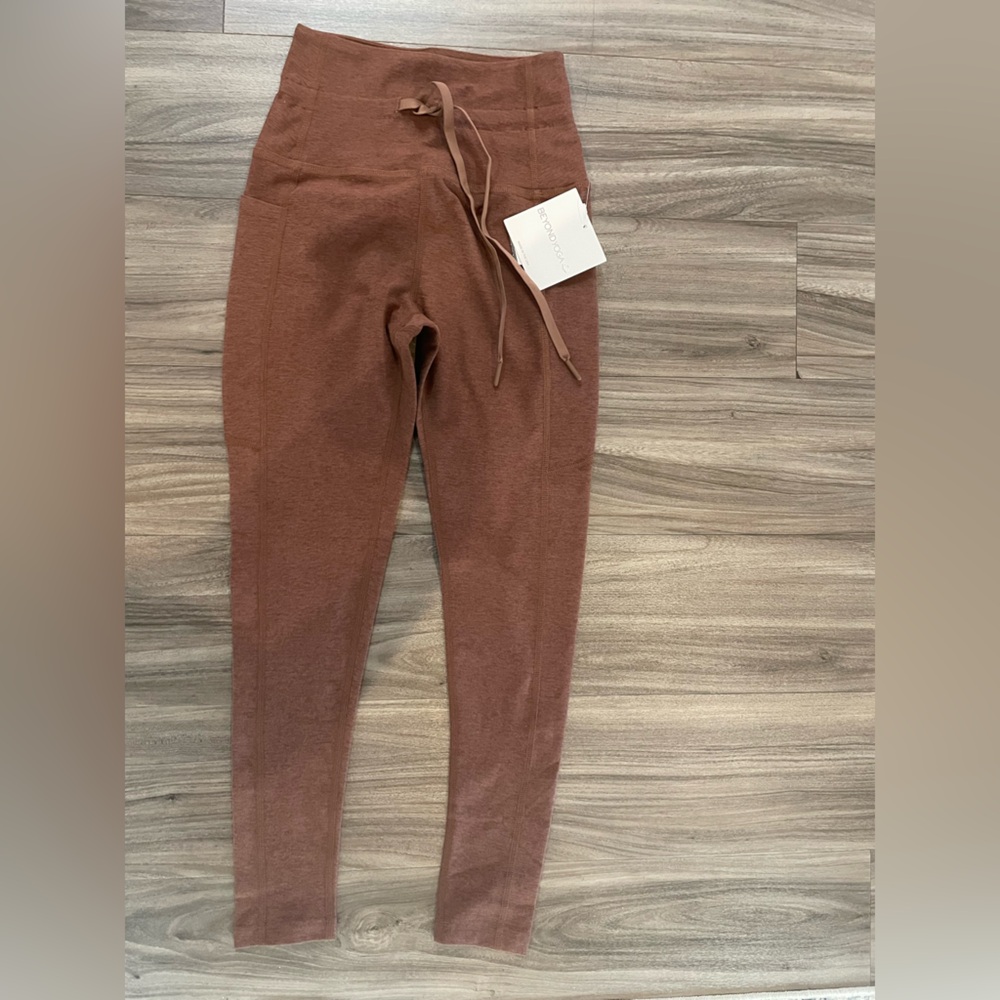Beyond Yoga Warm Tan Leggings